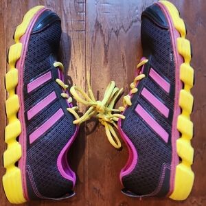 Adidas Women's Black and Yellow Sneakers